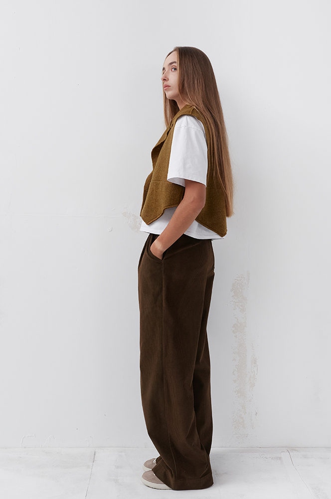 Камізелька вовна з кутками тютюновий (КА 97)